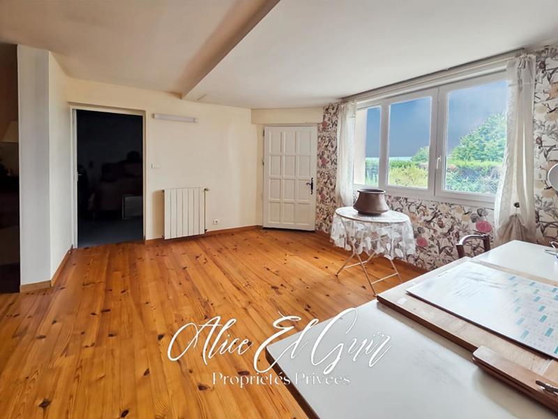 Maison - 158 m² - 5 pièces