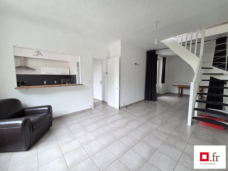 Appartement - 98 m² - 5 pièces