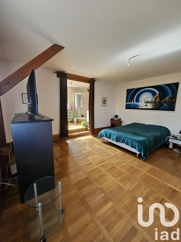 Maison - 360 m² - 10 pièces