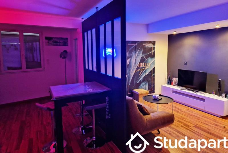 Chambre - 14 m² - 1 pièce