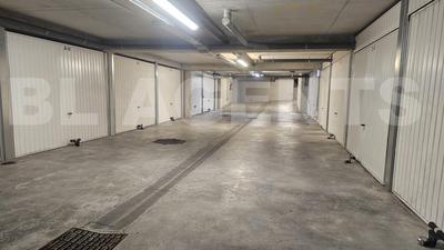 Parking / Garage - 13 m²
