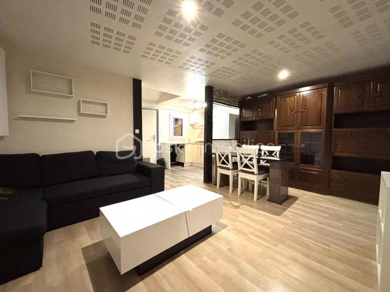 Studio - 28 m² - 2 pièces