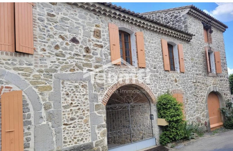 Mas - 215 m² - 12 pièces