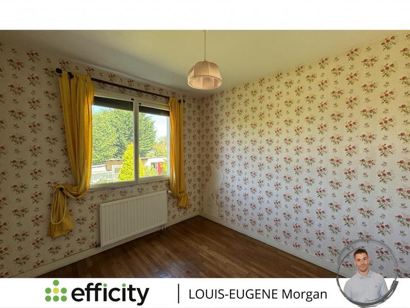 Maison - 156 m² - 9 pièces