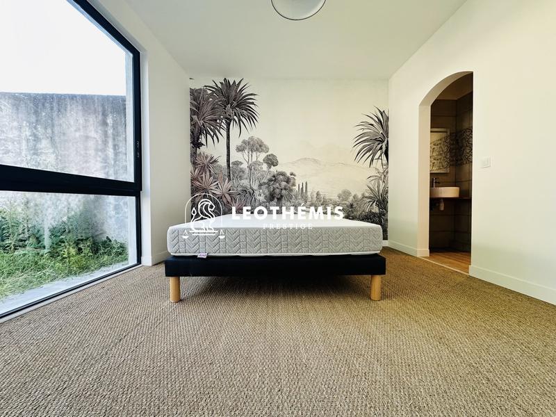 Villa - 397 m² - 9 pièces