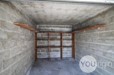 Parking / Garage - 16 m²