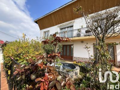 Maison - 160 m² - 8 pièces