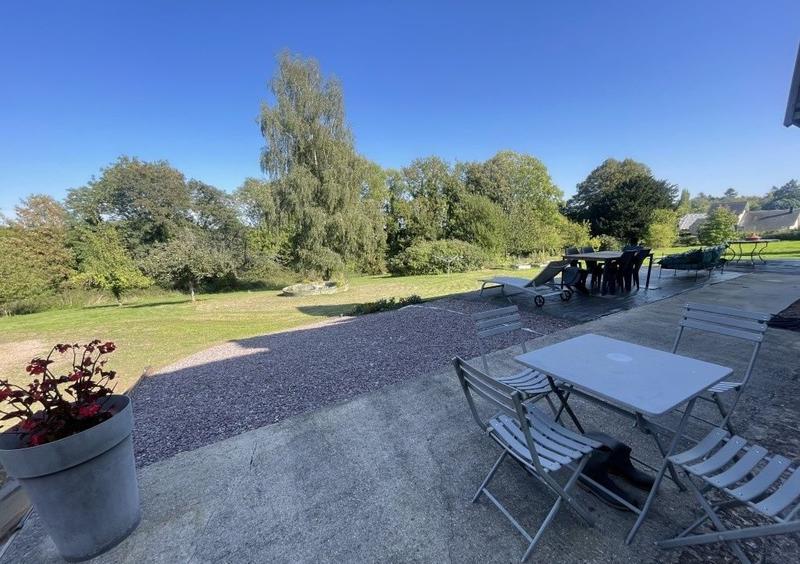 Maison - 143 m² - 9 pièces