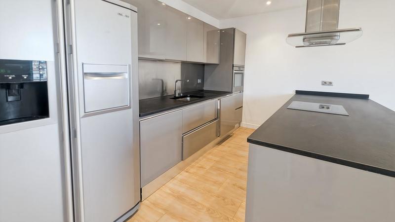 Appartement - 112 m² - 4 pièces