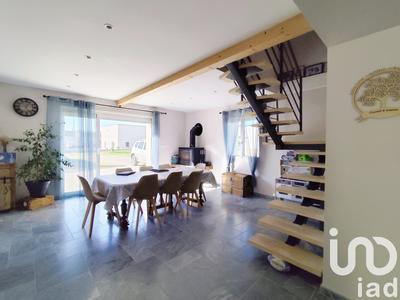 Maison - 144 m² - 5 pièces