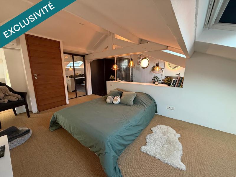 Loft - 110 m² - 4 pièces