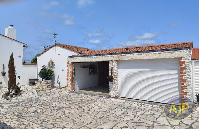 Maison - 92 m² - 4 pièces