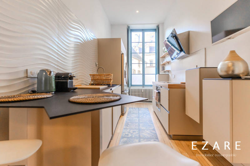 Appartement - 132 m² - 5 pièces