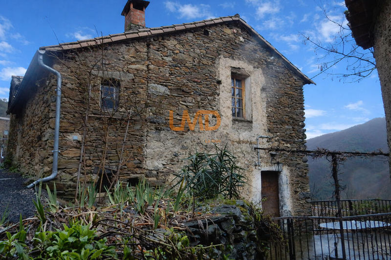 Maison - 87 m² - 6 pièces