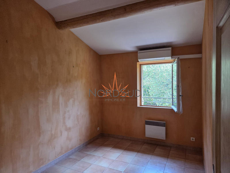 Villa - 90 m² - 4 pièces