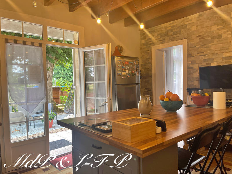 Maison bourgeoise - 356 m² - 10 pièces