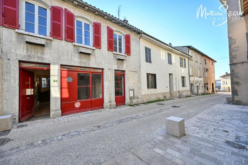 Maison - 105 m² - 5 pièces