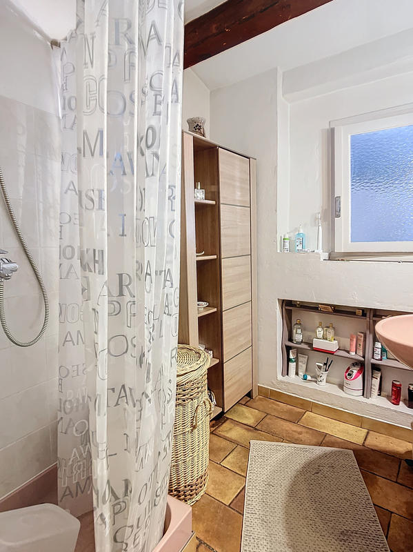 Appartement - 75 m² - 3 pièces