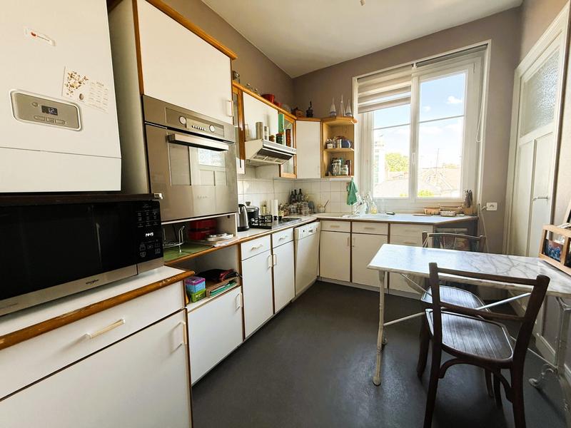 Appartement - 104 m² - 5 pièces