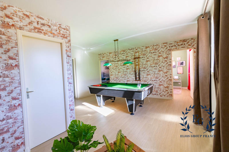 Maison - 183 m² - 5 pièces