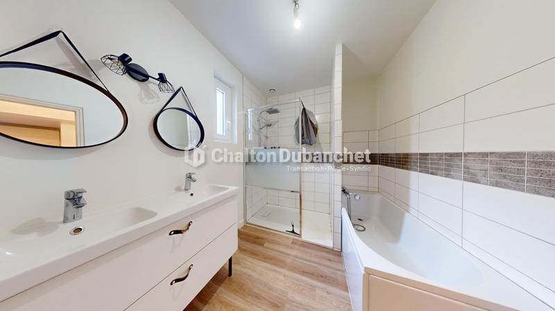 Maison - 83 m² - 4 pièces