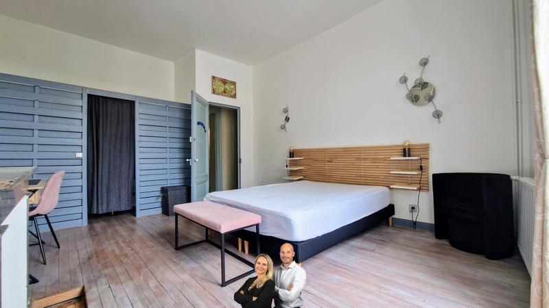 Maison - 332 m² - 10 pièces