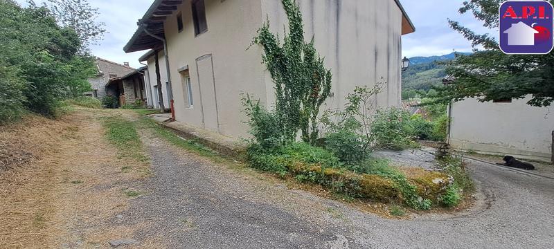 Maison - 94 m² - 4 pièces