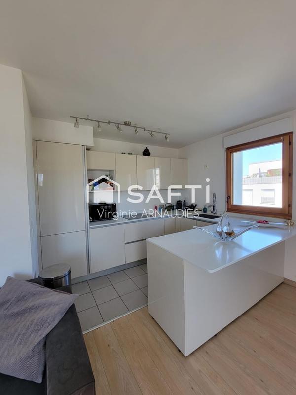 Appartement - 81 m² - 4 pièces