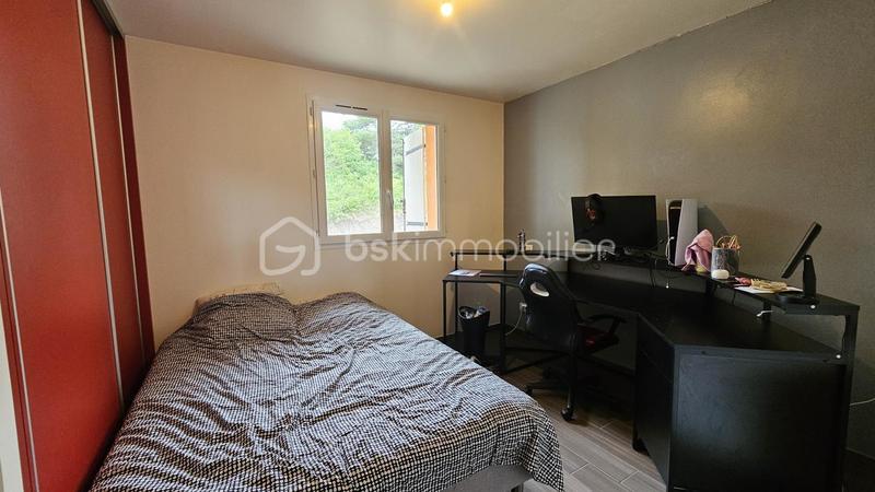 Maison - 166 m² - 6 pièces