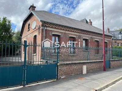 Maison - 239 m² - 10 pièces