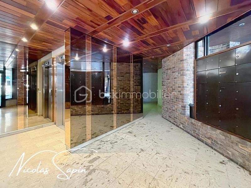 Studio - 25 m² - 1 pièce