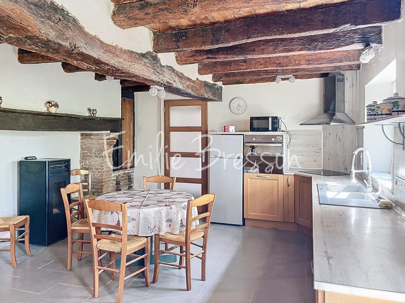 Maison - 266 m² - 9 pièces