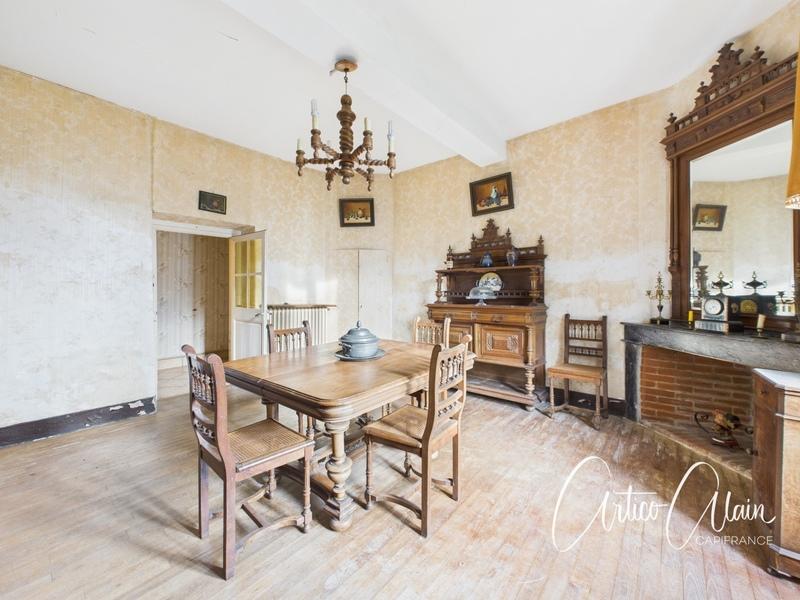 Maison bourgeoise - 275 m² - 9 pièces