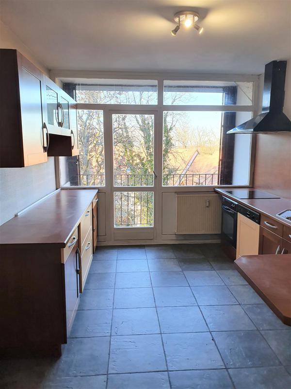 Appartement - 89 m² - 4 pièces