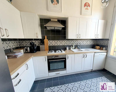 Maison - 130 m² - 6 pièces