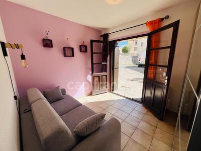 Maison de village - 110 m² - 4 pièces