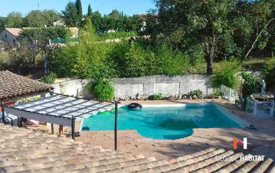 Maison - 148 m² - 4 pièces