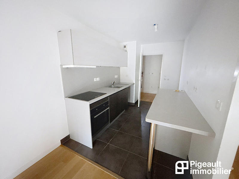 Appartement - 98 m² - 4 pièces