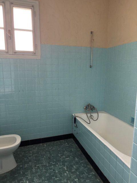 Maison - 170 m² - 9 pièces