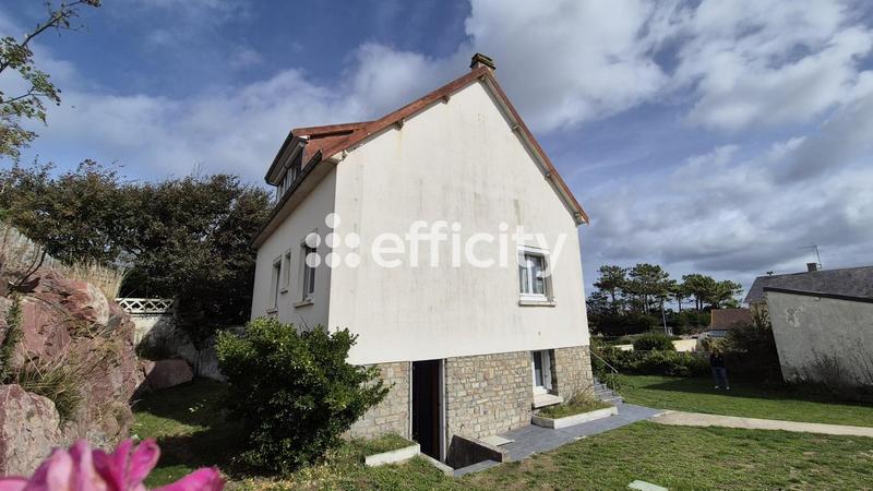 Maison - 138 m² - 9 pièces