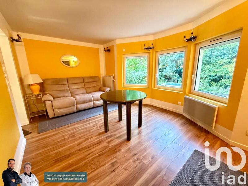 Maison - 153 m² - 8 pièces