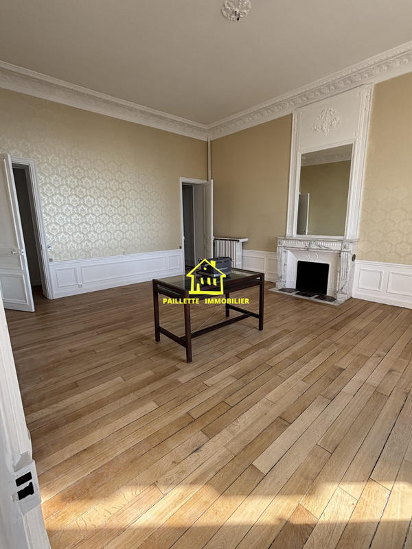 Appartement - 203 m² - 5 pièces