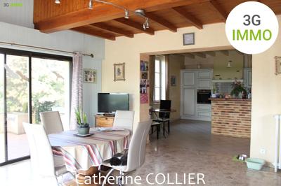 Villa - 270 m² - 10 pièces