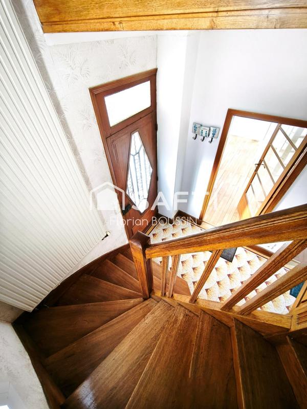 Maison - 158 m² - 7 pièces