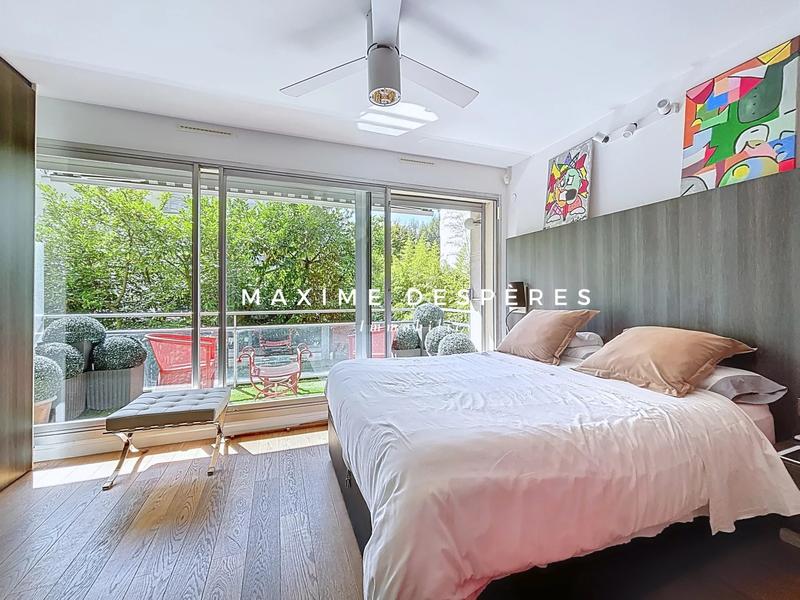 Appartement - 188 m² - 6 pièces