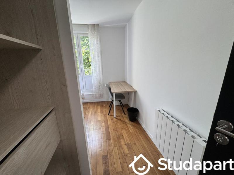 Chambre - 11 m² - 1 pièce