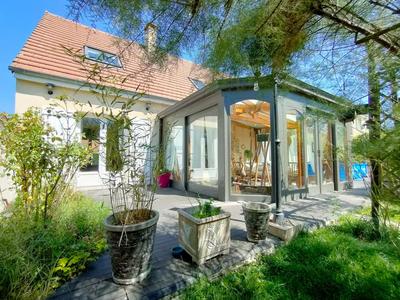 Maison - 157 m² - 6 pièces