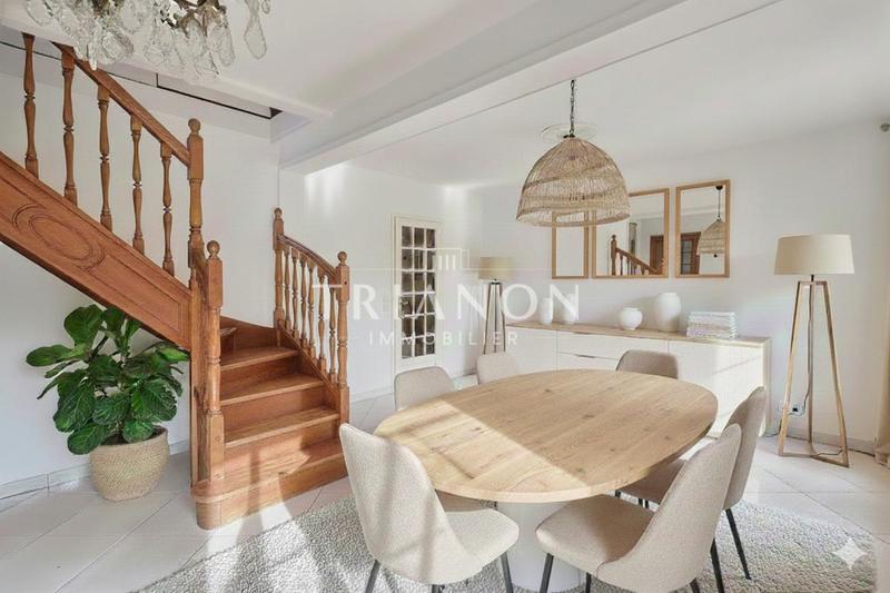 Maison - 164 m² - 8 pièces