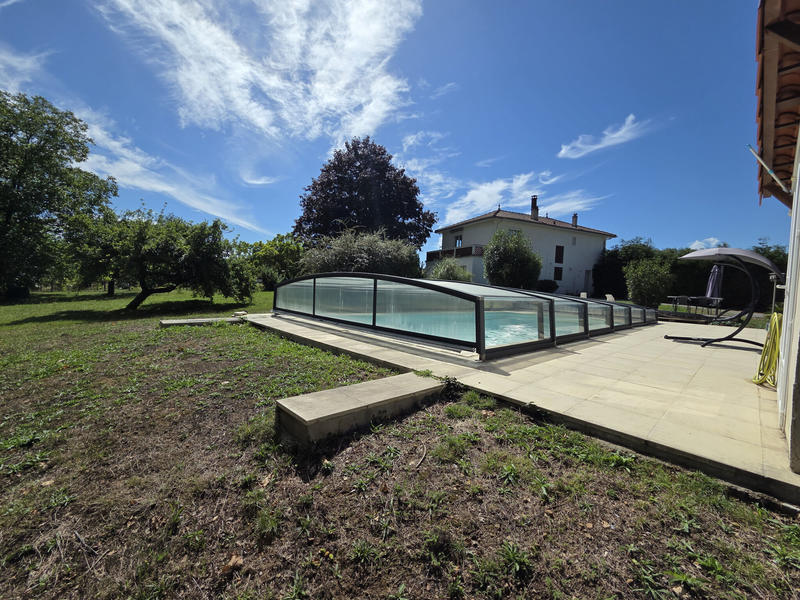 Maison - 163 m² - 8 pièces