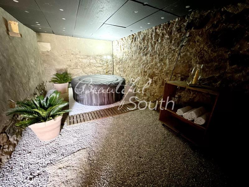 Maison de village - 233 m² - 7 pièces